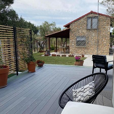Villa Elea 보우르보우로우 외부 사진