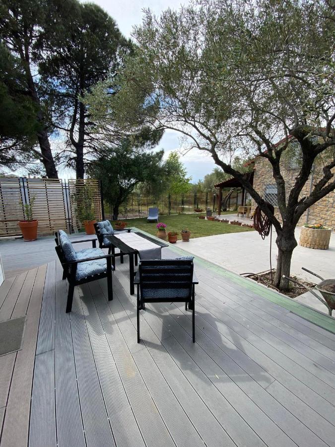 Villa Elea 보우르보우로우 외부 사진