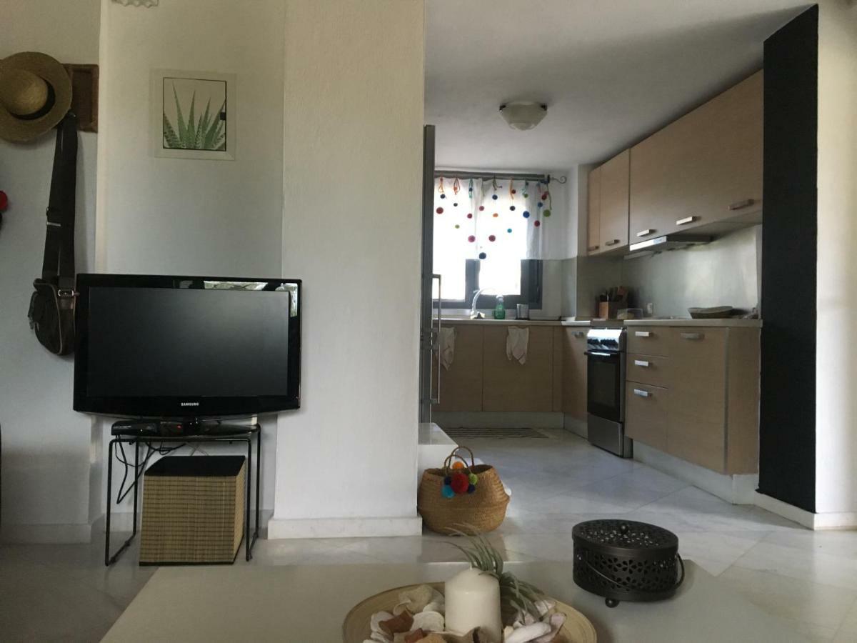 Villa Elea 보우르보우로우 외부 사진